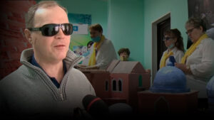 Уникальную выставку для слепых провели в Казахстане