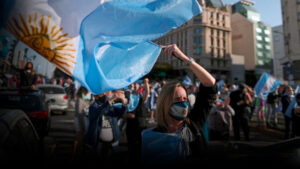 На протесты против инфляции в стране вышли аргентинцы