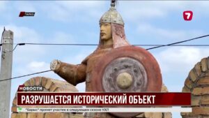 В Таразе рушится караван-сарай