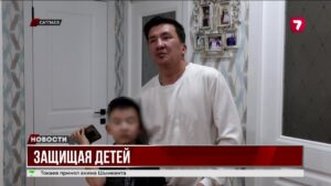 В Сатпаеве участились падения детей из окон