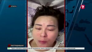 В Алматы пассажирка травмировалась, выпав из автобуса