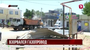 В Шымкенте взрыв газа разрушил здание магазина