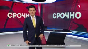 Пять автомобилей сгорели из-за сильного ветра в Астане